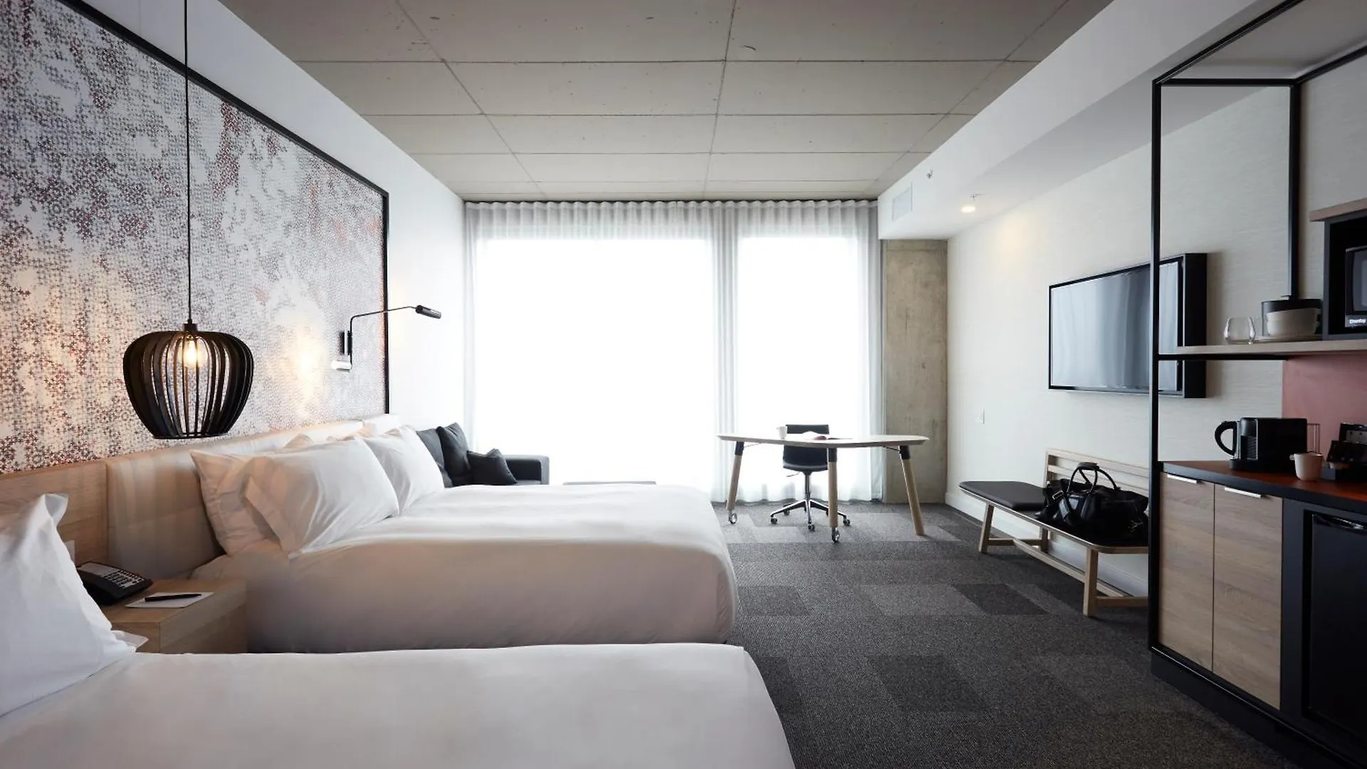 Hotel Escad Quartier Dix30 Brossard