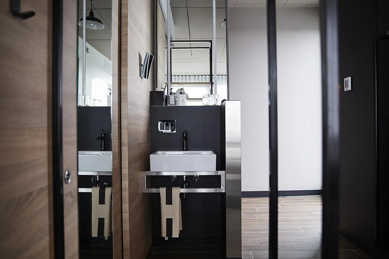 Hotel Escad Quartier Dix30 Brossard Canada