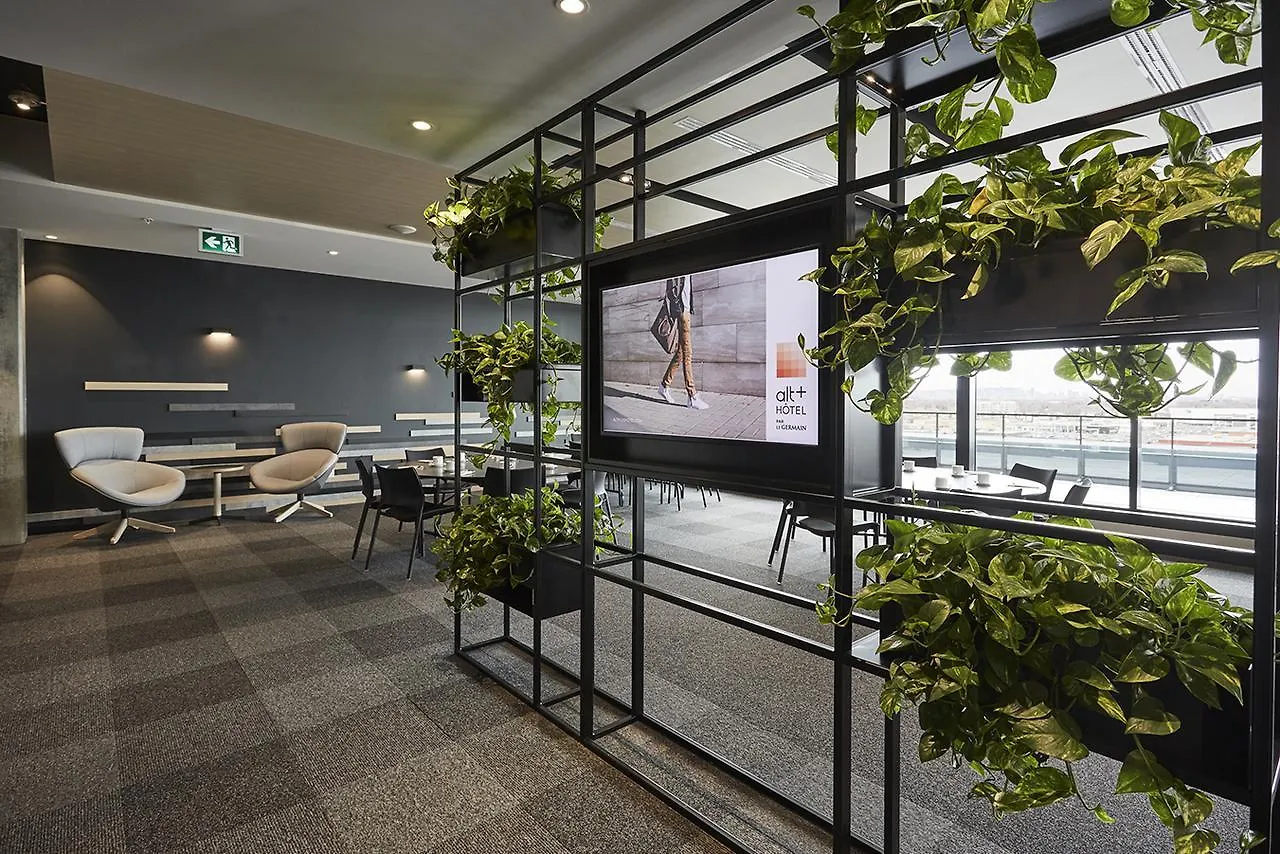 Hotel Escad Quartier Dix30 Brossard