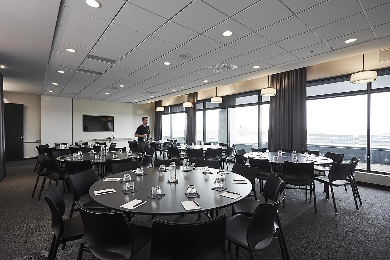 Hotel Escad Quartier Dix30 Brossard