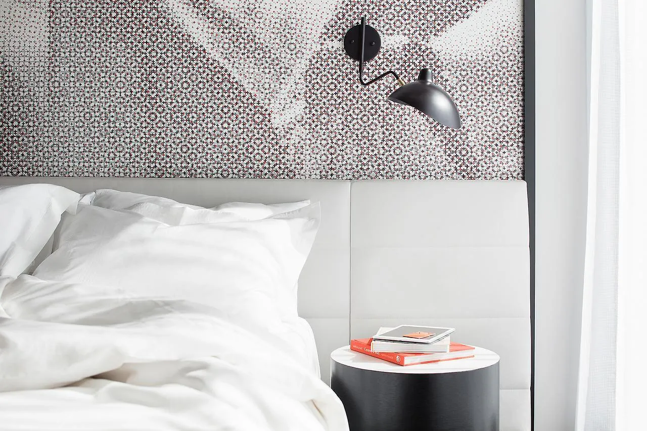 Hotel Escad Quartier Dix30 Brossard