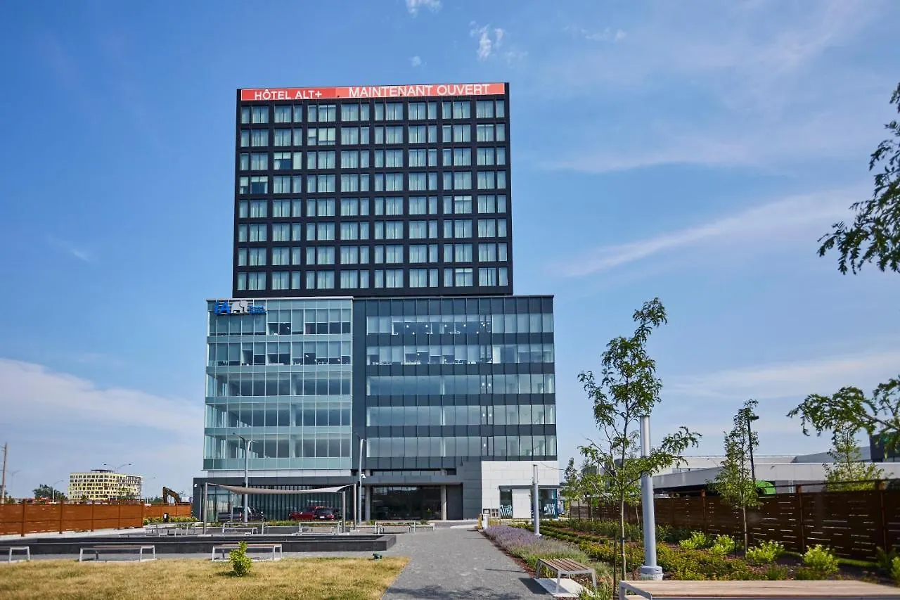Hotel Escad Quartier Dix30 Brossard 4*,  Canada